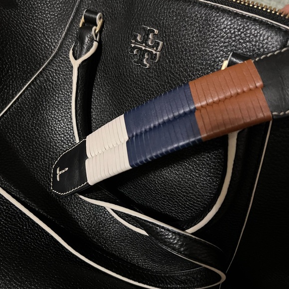 Tory Burch McGraw Satchel - Picture 7 of 7